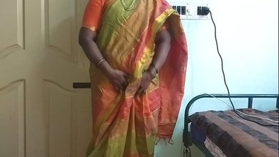 Indian desi maid kuratidza matinji ake emusikirwo kumuridzi wemba