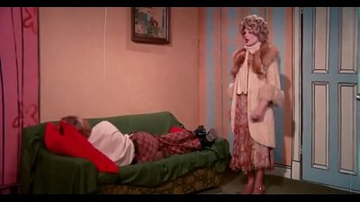 Imwe miniti erotica nebonde mumakomiki (1972)